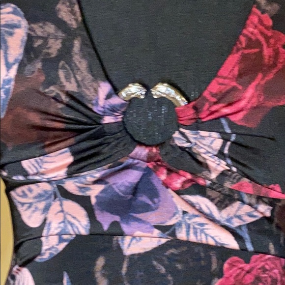 GUESS Women's Jazzi Kimono Sleeves Dawn Of Rose Print Black Bodysuit Size XS - Picture 4 of 12